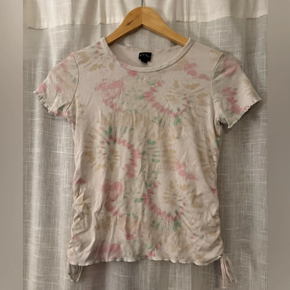 Art Class Tie Dye Rouched sides T shirt